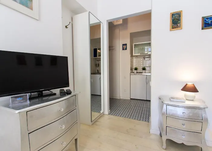 Rental Apartments Poznanska